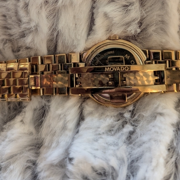 Movado Watch Womens Diamond and Gold - Picture 11 of 14
